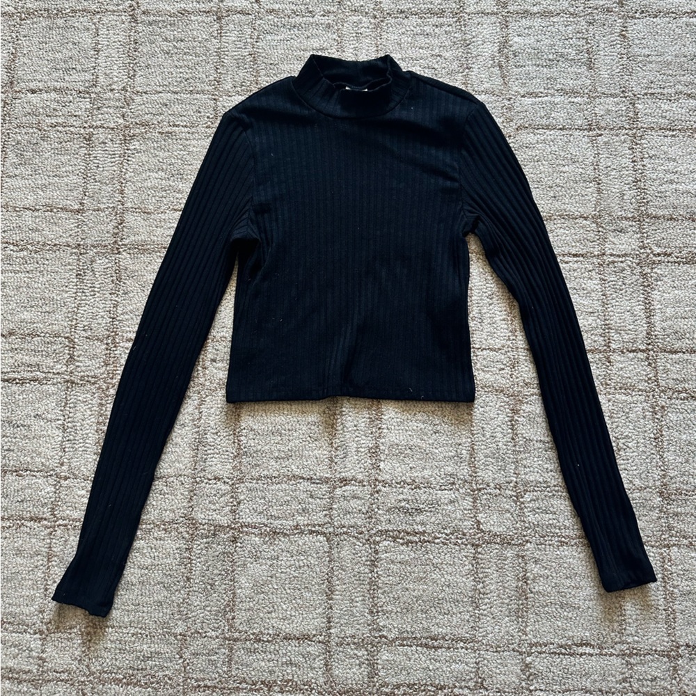 Ribbed turtleneck